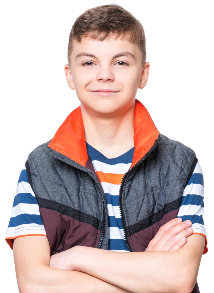 6893